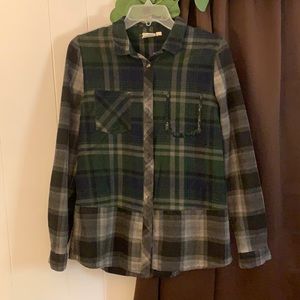 Multicolor flannel/ button down. Great for winter!